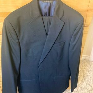 Black Saks Fifth Avenue Modern suit 42R